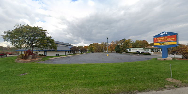 Tulip City Motel - 2021 Craigs Cruisers (newer photo)